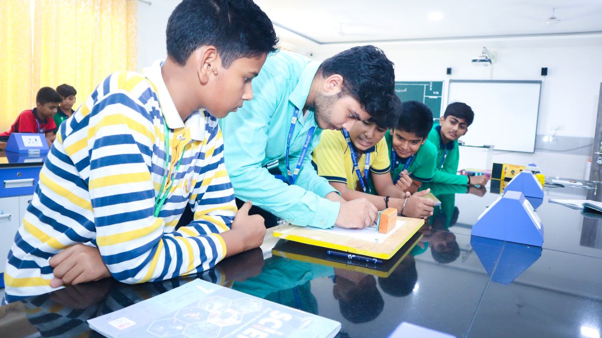 Best School In Sarnath