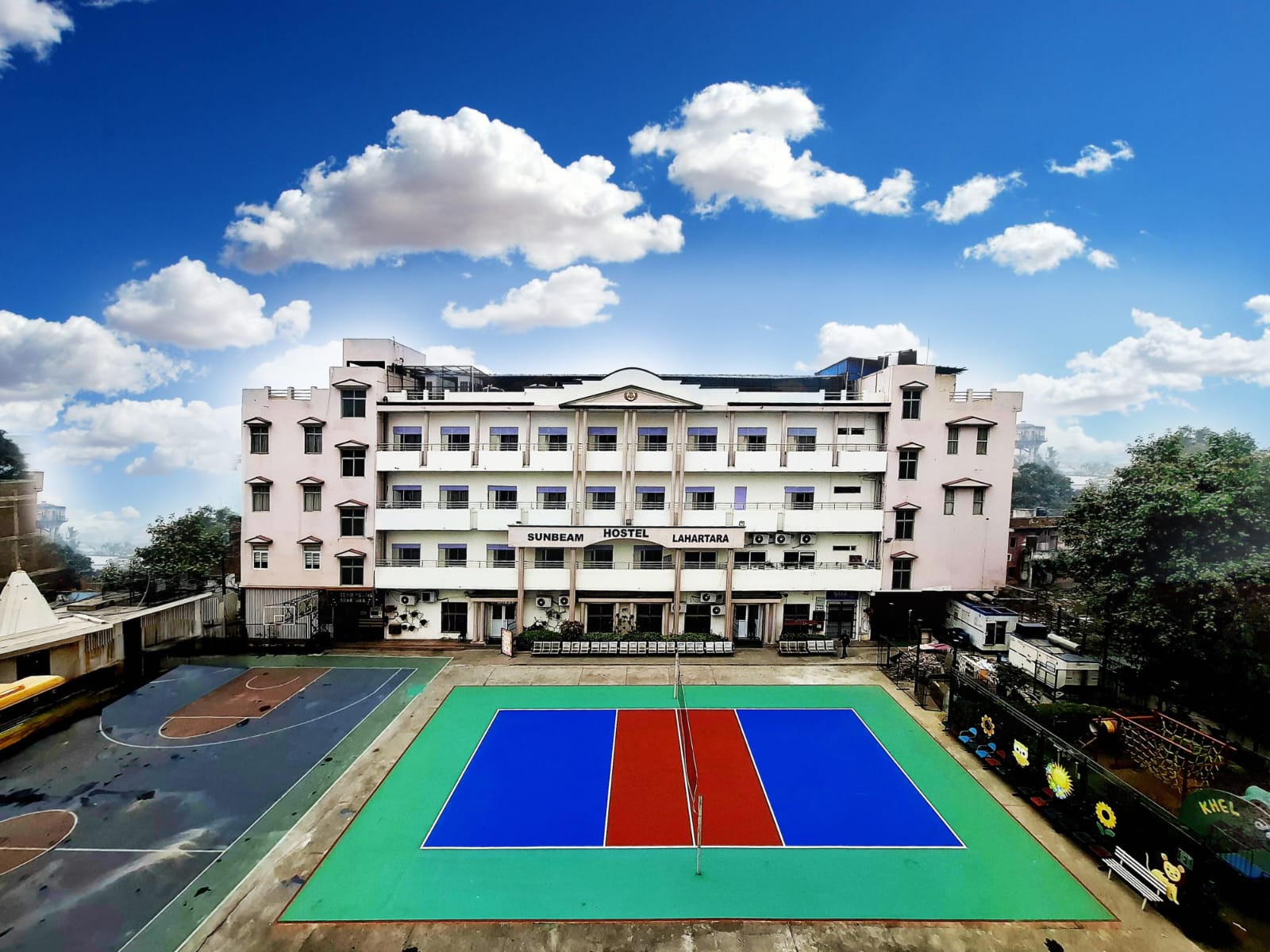 Best School In Lahartara