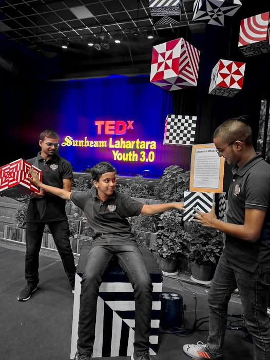 Best School In Lahartara