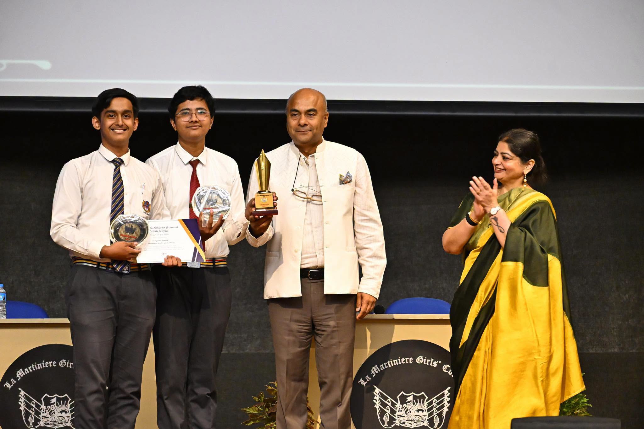 Best School In Lahartara