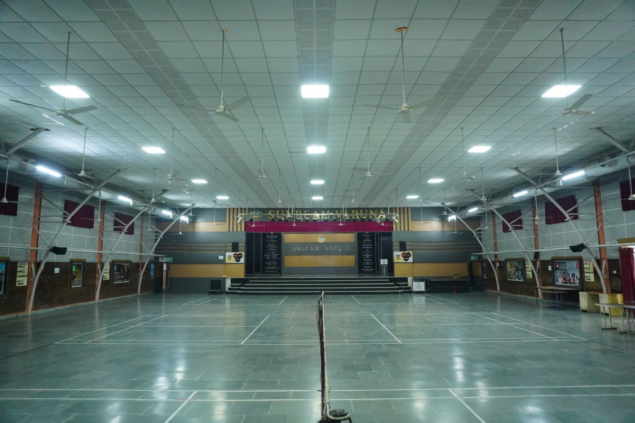 Best School In Varuna