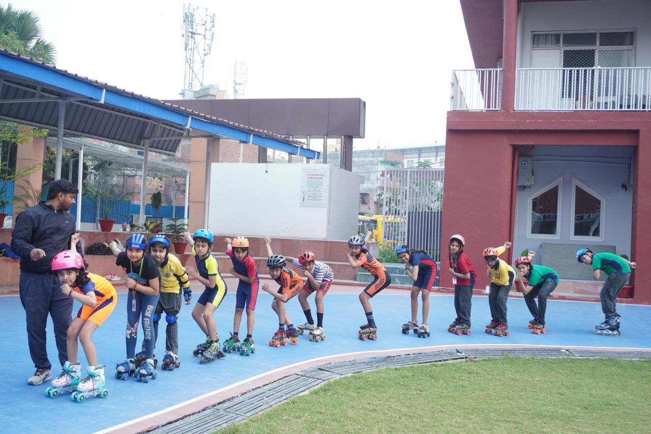 Best School In Varuna