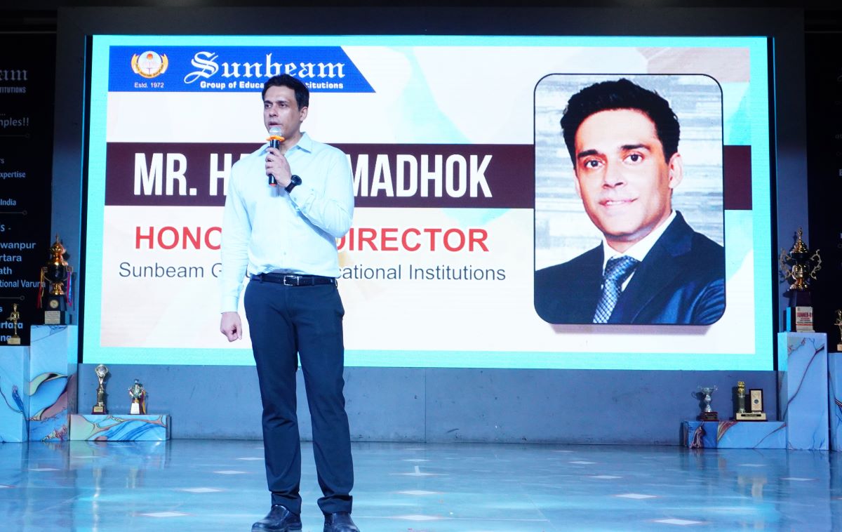 Best School In Varuna