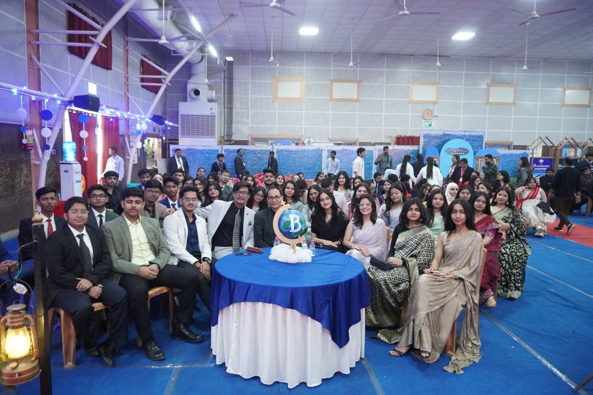 Best School In Varuna