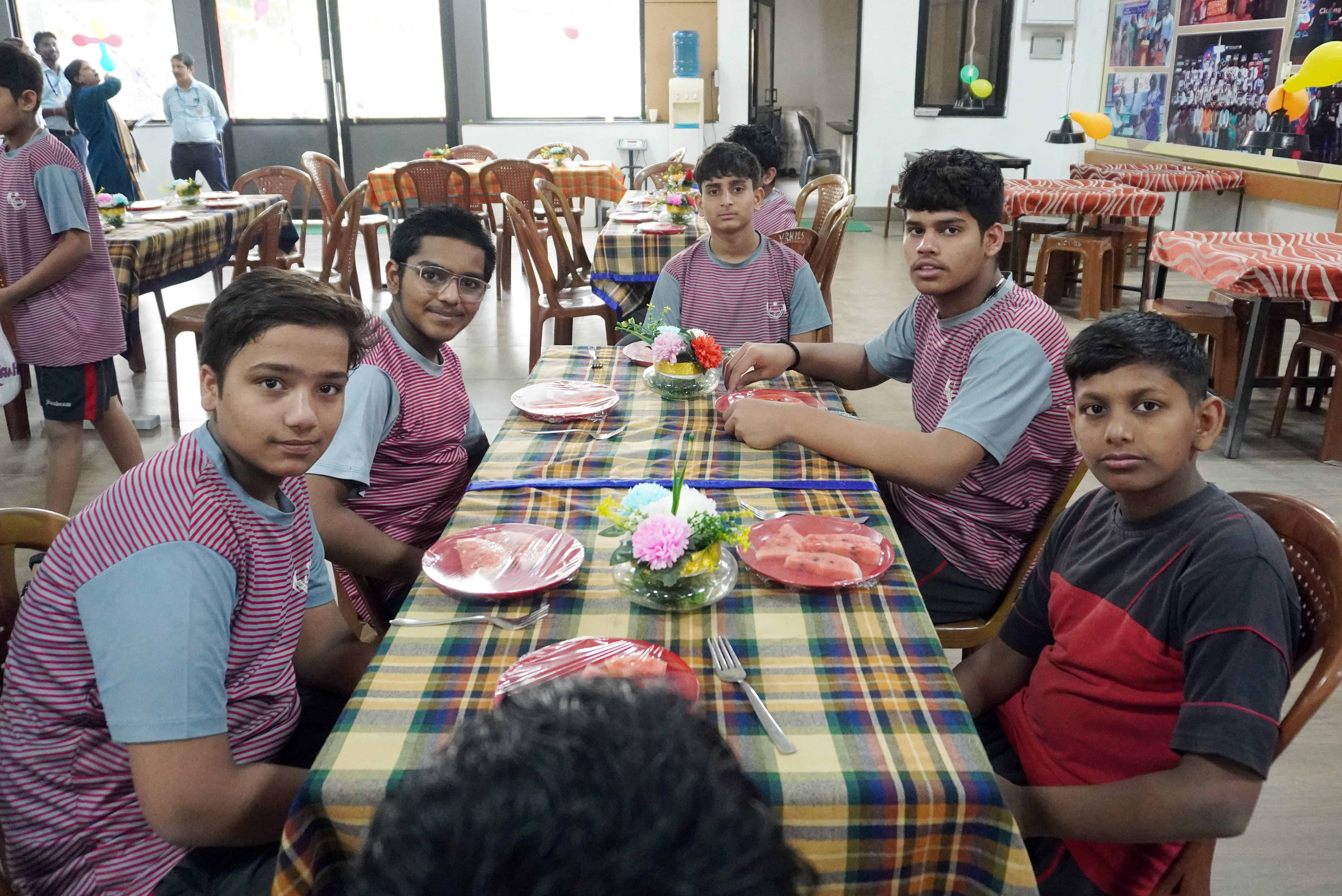 Best School In Varuna