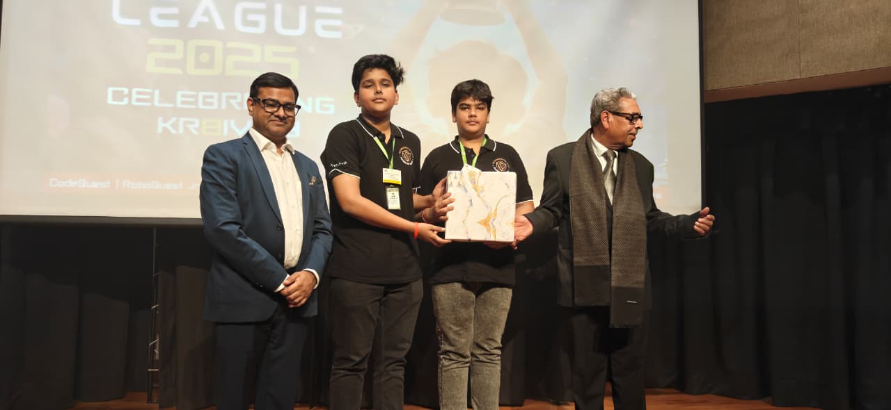 Best School In Varuna