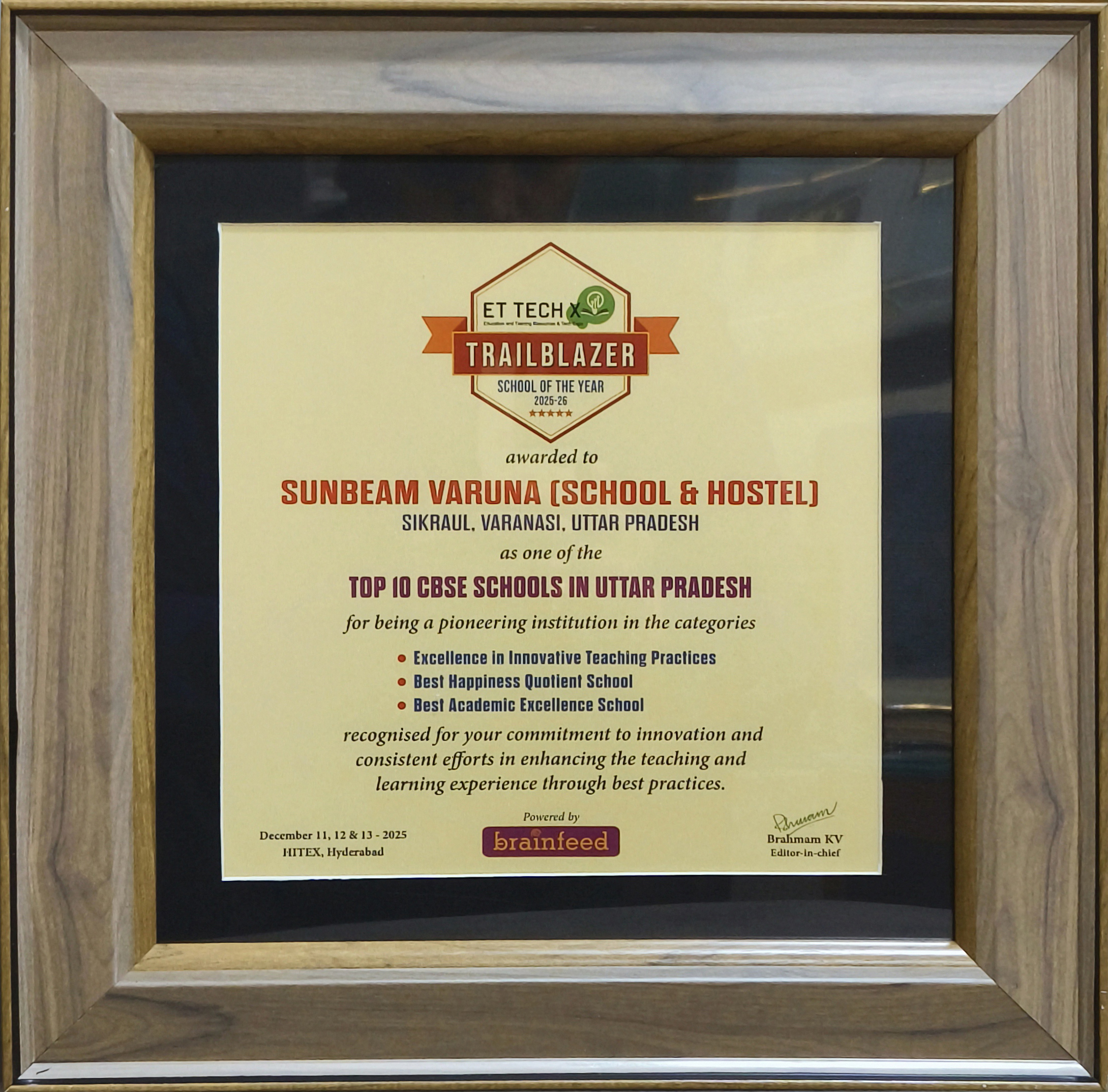 Best School In Varuna