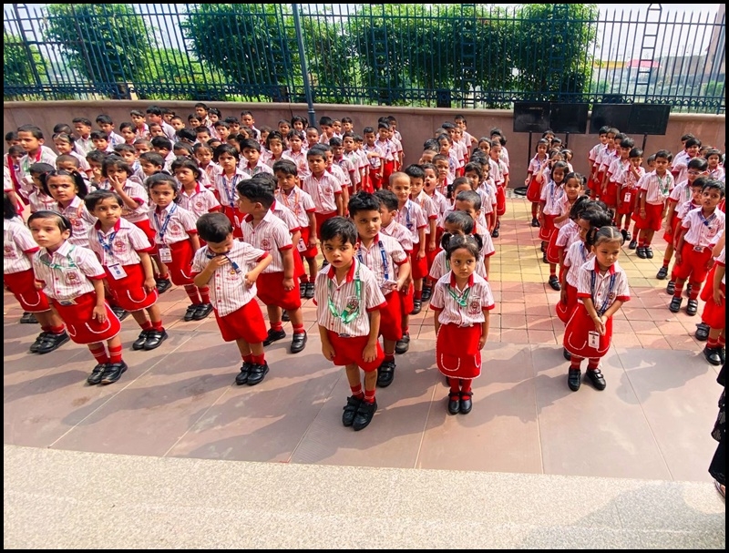 St. Thomas, Loni - Best School in Loni