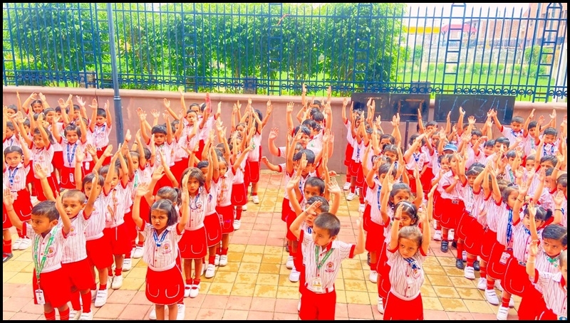 St. Thomas, Loni - Best School in Loni