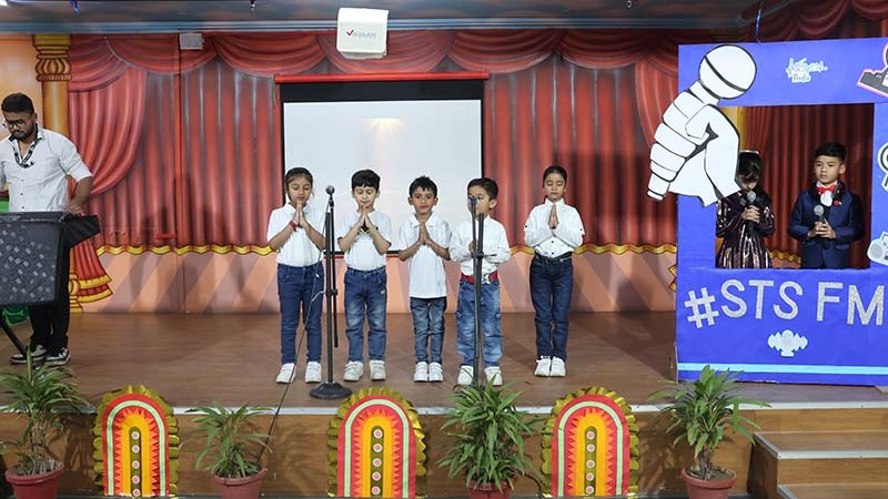 St. Thomas, Loni - Best School in Loni