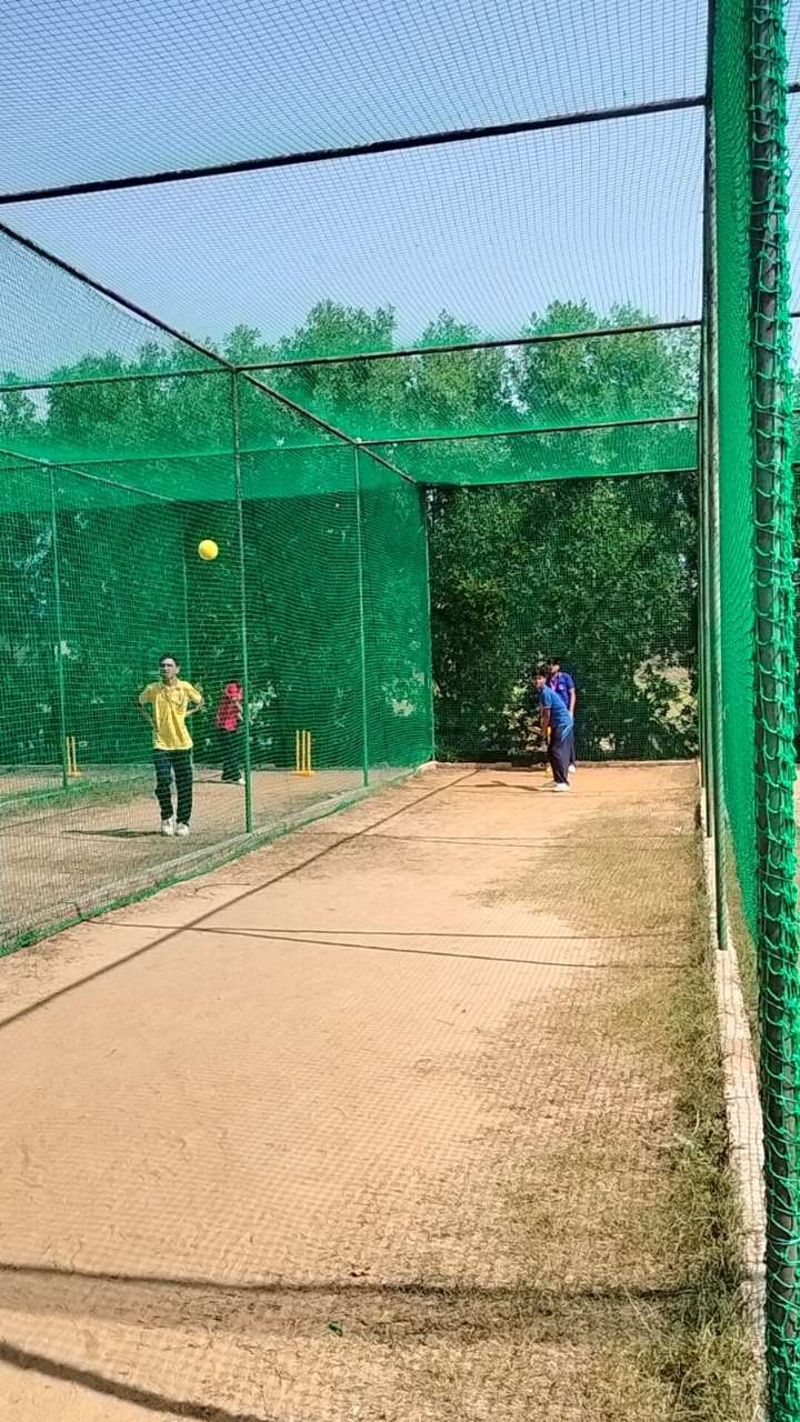 St. Thomas, Loni - Best School in Loni