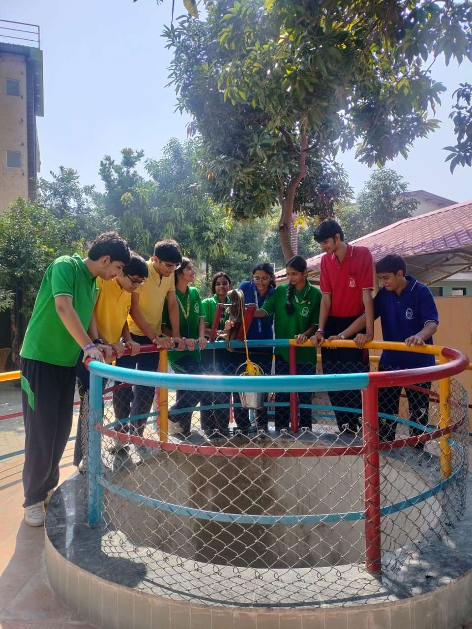 St. Thomas, Loni - Best School in Loni