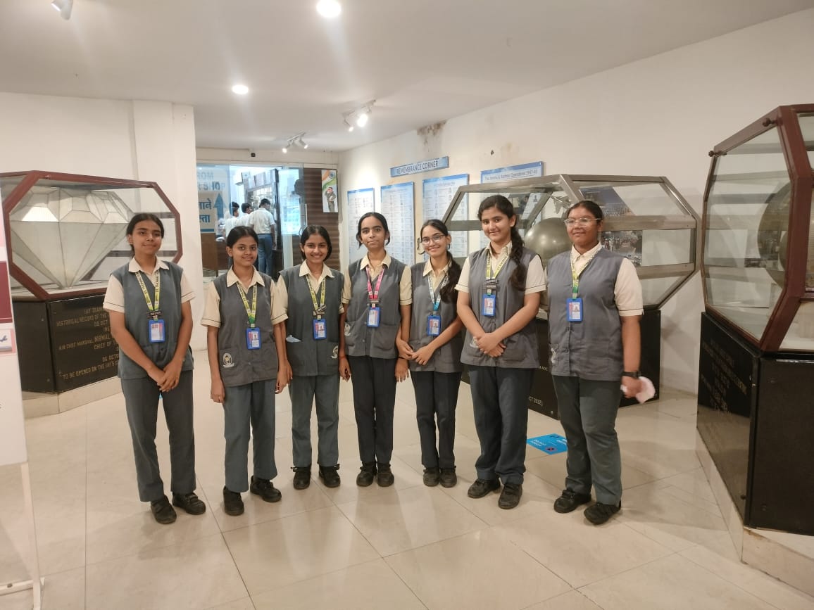 St. Thomas, Loni - Best School in Loni