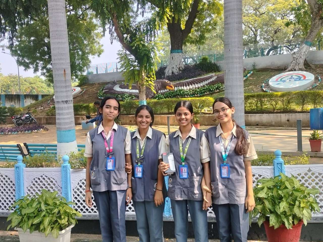 St. Thomas, Loni - Best School in Loni