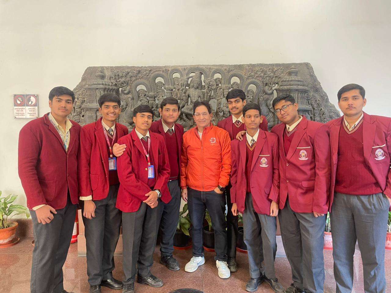 St. Thomas, Loni - Best School in Loni