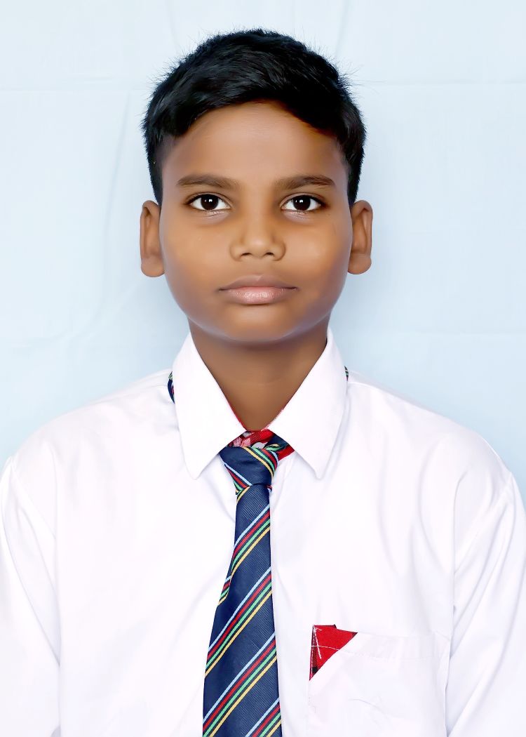 Best School in Mau
