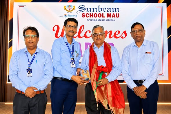 Best School in Mau