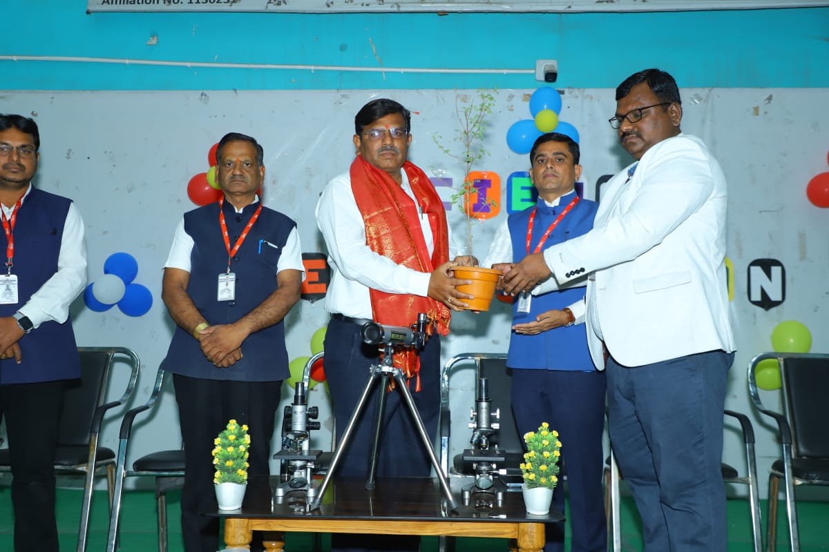 Arise International School