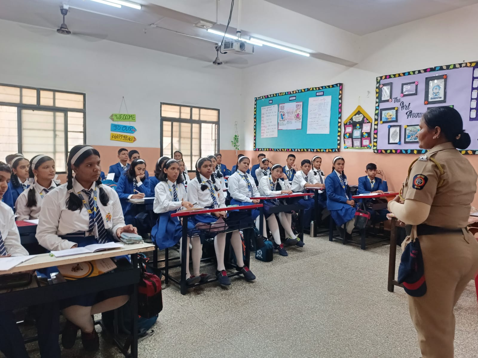 SARASWATI VISHWA VIDYALAYA NATIONAL, SCHOOL