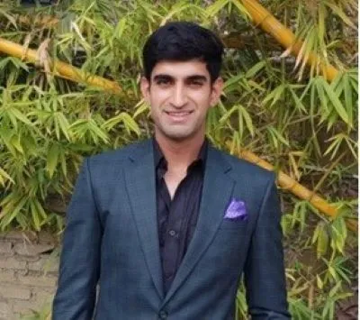 Dr. Mrinal Mudgil